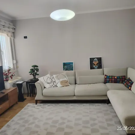 Casa Aria 公寓 地拉那